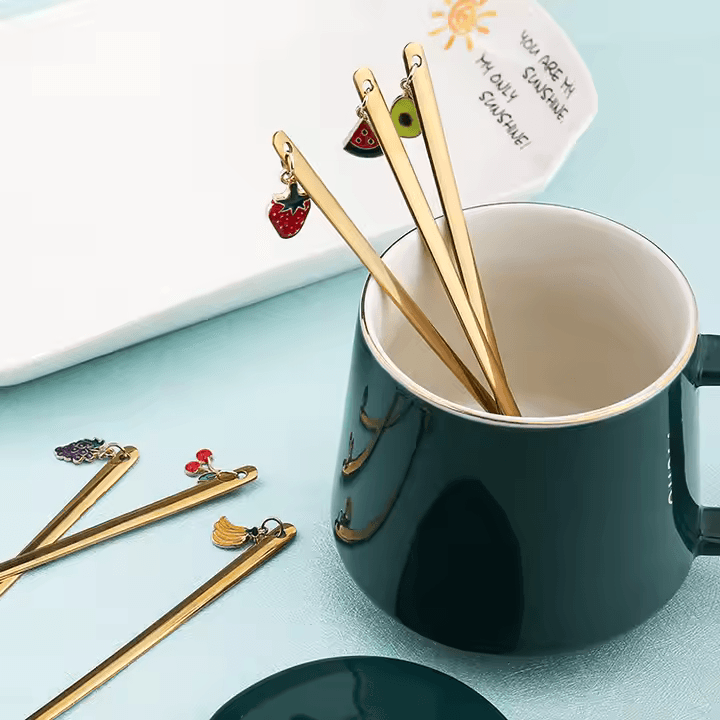 Cutlery Set with Gold-Silver Pendant
