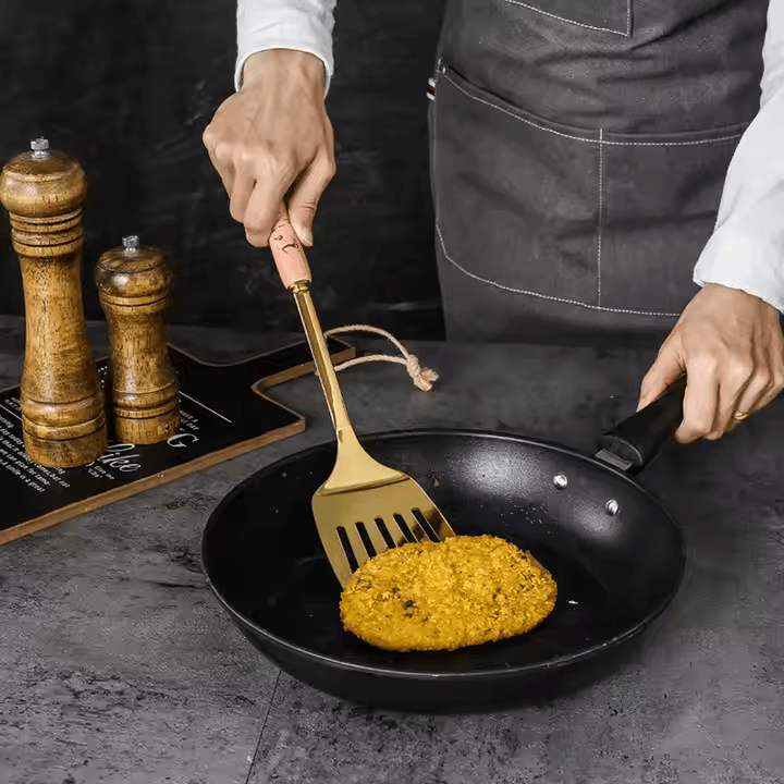 Kitchenware Set with Ceramic Handles
