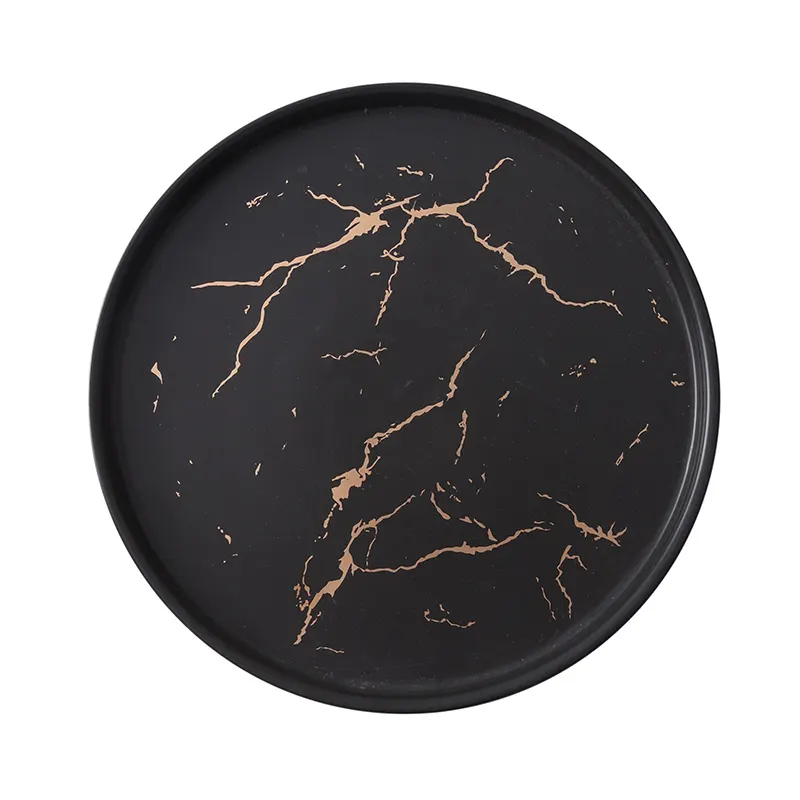 Ceramic plates with marble effect